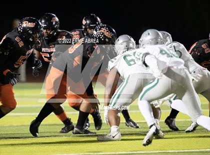 Thumbnail 3 in De La Salle vs. Pittsburg (CIF NCS Open Final) photogallery.
