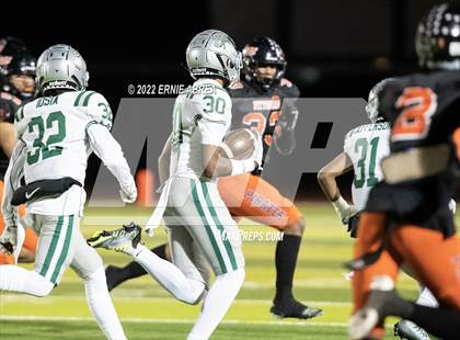 Thumbnail 2 in De La Salle vs. Pittsburg (CIF NCS Open Final) photogallery.