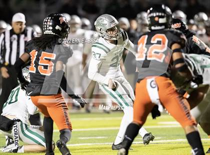 Thumbnail 1 in De La Salle vs. Pittsburg (CIF NCS Open Final) photogallery.
