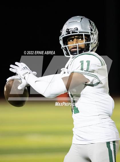 Thumbnail 3 in De La Salle vs. Pittsburg (CIF NCS Open Final) photogallery.