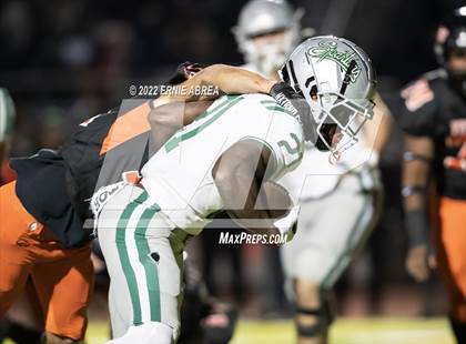 Thumbnail 3 in De La Salle vs. Pittsburg (CIF NCS Open Final) photogallery.