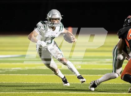 Thumbnail 3 in De La Salle vs. Pittsburg (CIF NCS Open Final) photogallery.