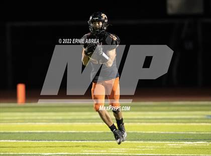 Thumbnail 3 in De La Salle vs. Pittsburg (CIF NCS Open Final) photogallery.