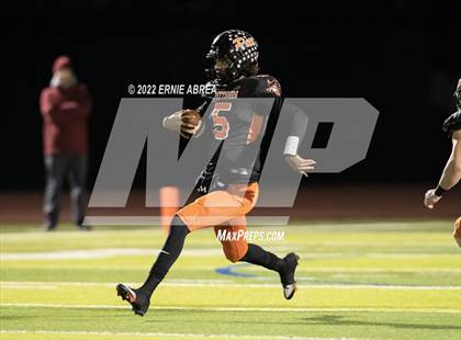 Thumbnail 3 in De La Salle vs. Pittsburg (CIF NCS Open Final) photogallery.