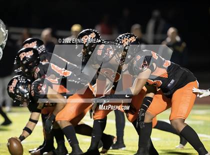 Thumbnail 3 in De La Salle vs. Pittsburg (CIF NCS Open Final) photogallery.