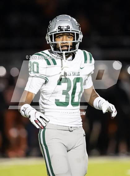Thumbnail 1 in De La Salle vs. Pittsburg (CIF NCS Open Final) photogallery.