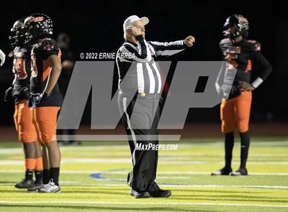 Thumbnail 3 in De La Salle vs. Pittsburg (CIF NCS Open Final) photogallery.