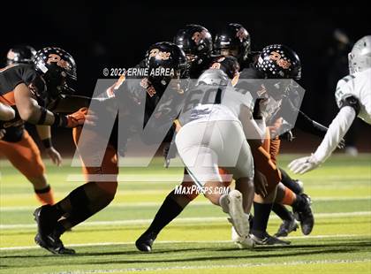 Thumbnail 1 in De La Salle vs. Pittsburg (CIF NCS Open Final) photogallery.
