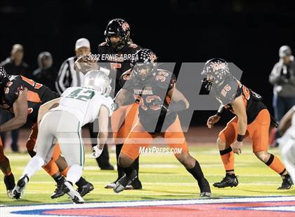 Thumbnail 3 in De La Salle vs. Pittsburg (CIF NCS Open Final) photogallery.