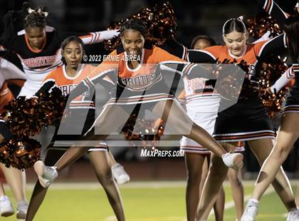 Thumbnail 2 in De La Salle vs. Pittsburg (CIF NCS Open Final) photogallery.
