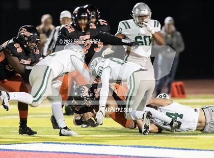 Thumbnail 3 in De La Salle vs. Pittsburg (CIF NCS Open Final) photogallery.