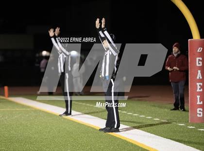 Thumbnail 3 in De La Salle vs. Pittsburg (CIF NCS Open Final) photogallery.