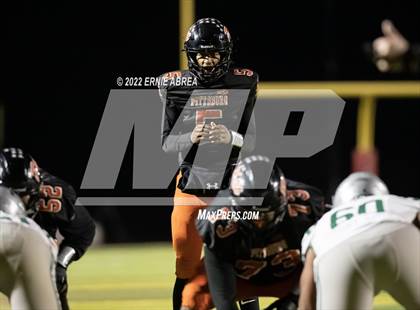 Thumbnail 2 in De La Salle vs. Pittsburg (CIF NCS Open Final) photogallery.