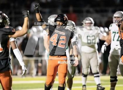 Thumbnail 2 in De La Salle vs. Pittsburg (CIF NCS Open Final) photogallery.