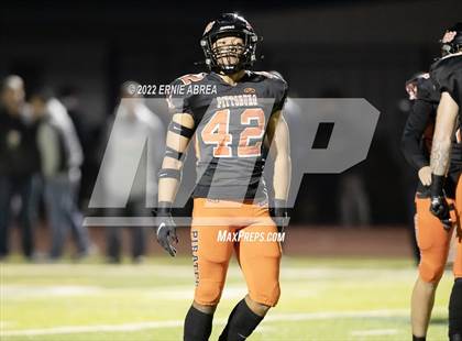Thumbnail 1 in De La Salle vs. Pittsburg (CIF NCS Open Final) photogallery.