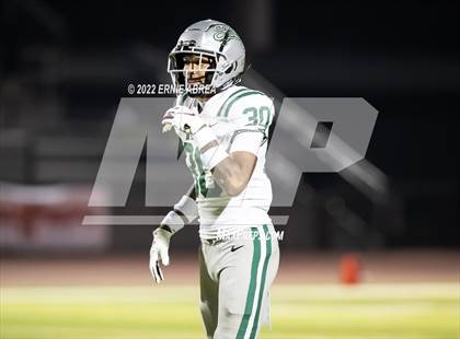 Thumbnail 2 in De La Salle vs. Pittsburg (CIF NCS Open Final) photogallery.
