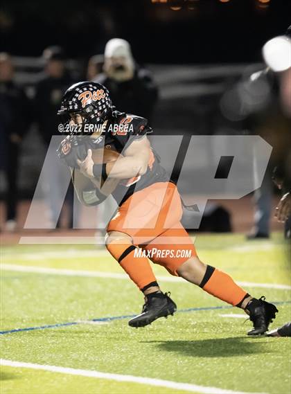 Thumbnail 2 in De La Salle vs. Pittsburg (CIF NCS Open Final) photogallery.