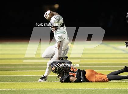 Thumbnail 1 in De La Salle vs. Pittsburg (CIF NCS Open Final) photogallery.