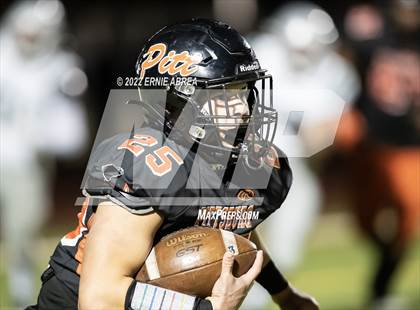 Thumbnail 3 in De La Salle vs. Pittsburg (CIF NCS Open Final) photogallery.