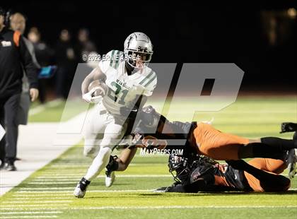 Thumbnail 2 in De La Salle vs. Pittsburg (CIF NCS Open Final) photogallery.