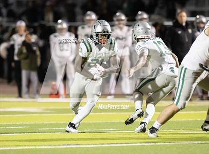 Thumbnail 2 in De La Salle vs. Pittsburg (CIF NCS Open Final) photogallery.