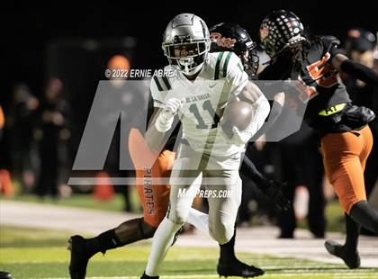 Thumbnail 3 in De La Salle vs. Pittsburg (CIF NCS Open Final) photogallery.