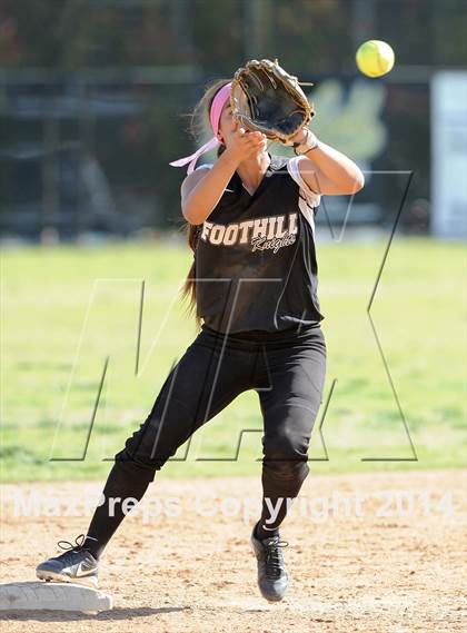 Thumbnail 1 in Villa Park @ Foothill photogallery.