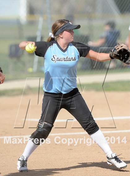 Thumbnail 1 in Villa Park @ Foothill photogallery.