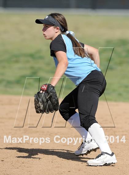 Thumbnail 1 in Villa Park @ Foothill photogallery.