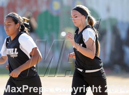 Thumbnail 1 in Villa Park @ Foothill photogallery.
