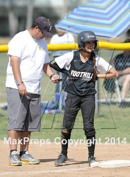 Thumbnail 1 in Villa Park @ Foothill photogallery.