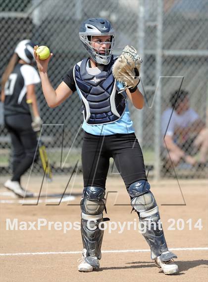 Thumbnail 1 in Villa Park @ Foothill photogallery.
