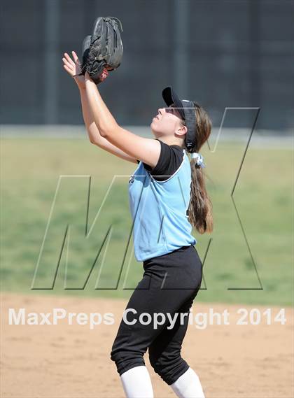 Thumbnail 3 in Villa Park @ Foothill photogallery.