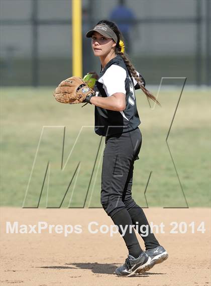 Thumbnail 2 in Villa Park @ Foothill photogallery.
