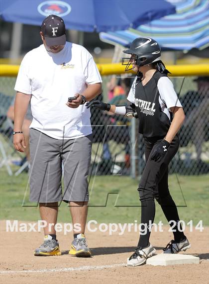 Thumbnail 1 in Villa Park @ Foothill photogallery.