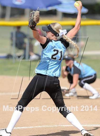 Thumbnail 1 in Villa Park @ Foothill photogallery.