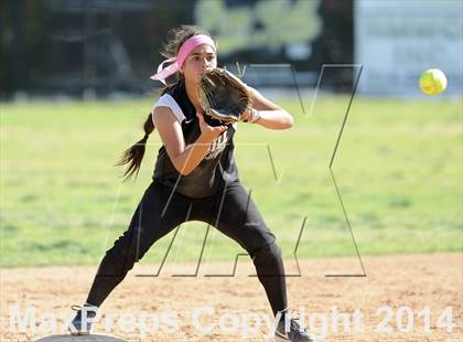 Thumbnail 3 in Villa Park @ Foothill photogallery.
