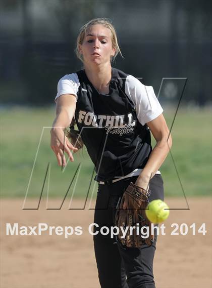 Thumbnail 3 in Villa Park @ Foothill photogallery.
