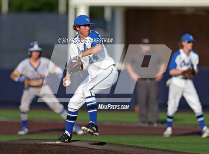 Thumbnail 2 in Corsicana vs. Joshua (UIL 5A Region II Quarterfinals) photogallery.