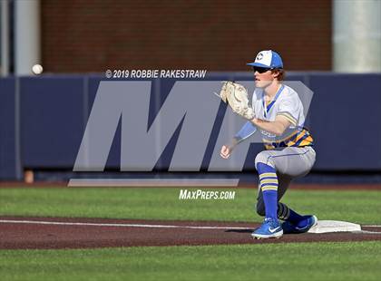 Thumbnail 2 in Corsicana vs. Joshua (UIL 5A Region II Quarterfinals) photogallery.