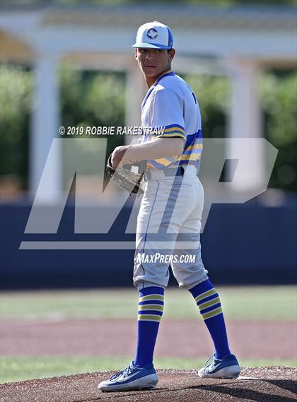 Thumbnail 3 in Corsicana vs. Joshua (UIL 5A Region II Quarterfinals) photogallery.
