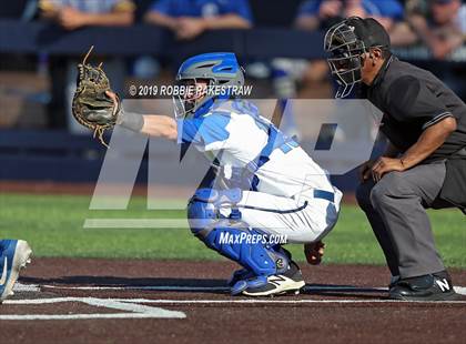 Thumbnail 3 in Corsicana vs. Joshua (UIL 5A Region II Quarterfinals) photogallery.
