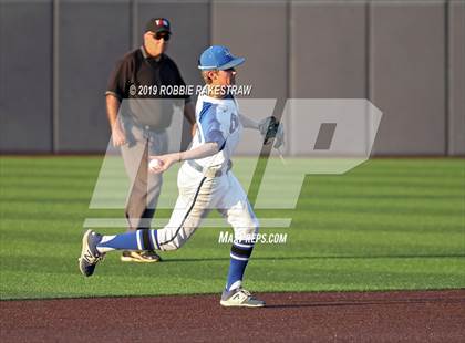 Thumbnail 3 in Corsicana vs. Joshua (UIL 5A Region II Quarterfinals) photogallery.