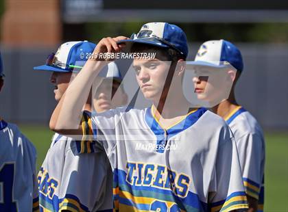 Thumbnail 1 in Corsicana vs. Joshua (UIL 5A Region II Quarterfinals) photogallery.