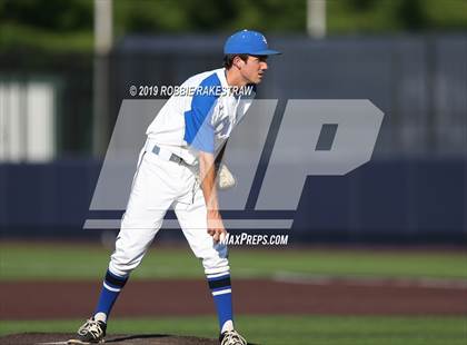 Thumbnail 3 in Corsicana vs. Joshua (UIL 5A Region II Quarterfinals) photogallery.