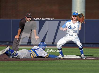 Thumbnail 2 in Corsicana vs. Joshua (UIL 5A Region II Quarterfinals) photogallery.