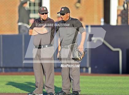 Thumbnail 3 in Corsicana vs. Joshua (UIL 5A Region II Quarterfinals) photogallery.