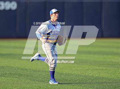 Thumbnail 3 in Corsicana vs. Joshua (UIL 5A Region II Quarterfinals) photogallery.