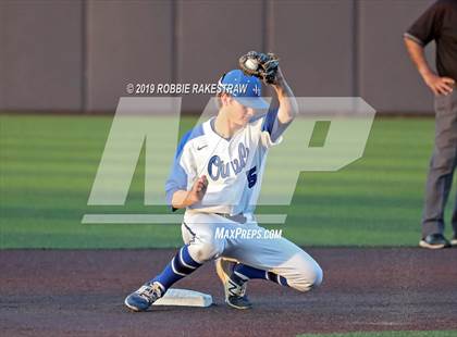 Thumbnail 3 in Corsicana vs. Joshua (UIL 5A Region II Quarterfinals) photogallery.