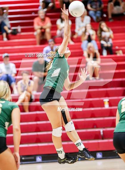 Thumbnail 2 in Great Oak vs Murrieta Mesa photogallery.